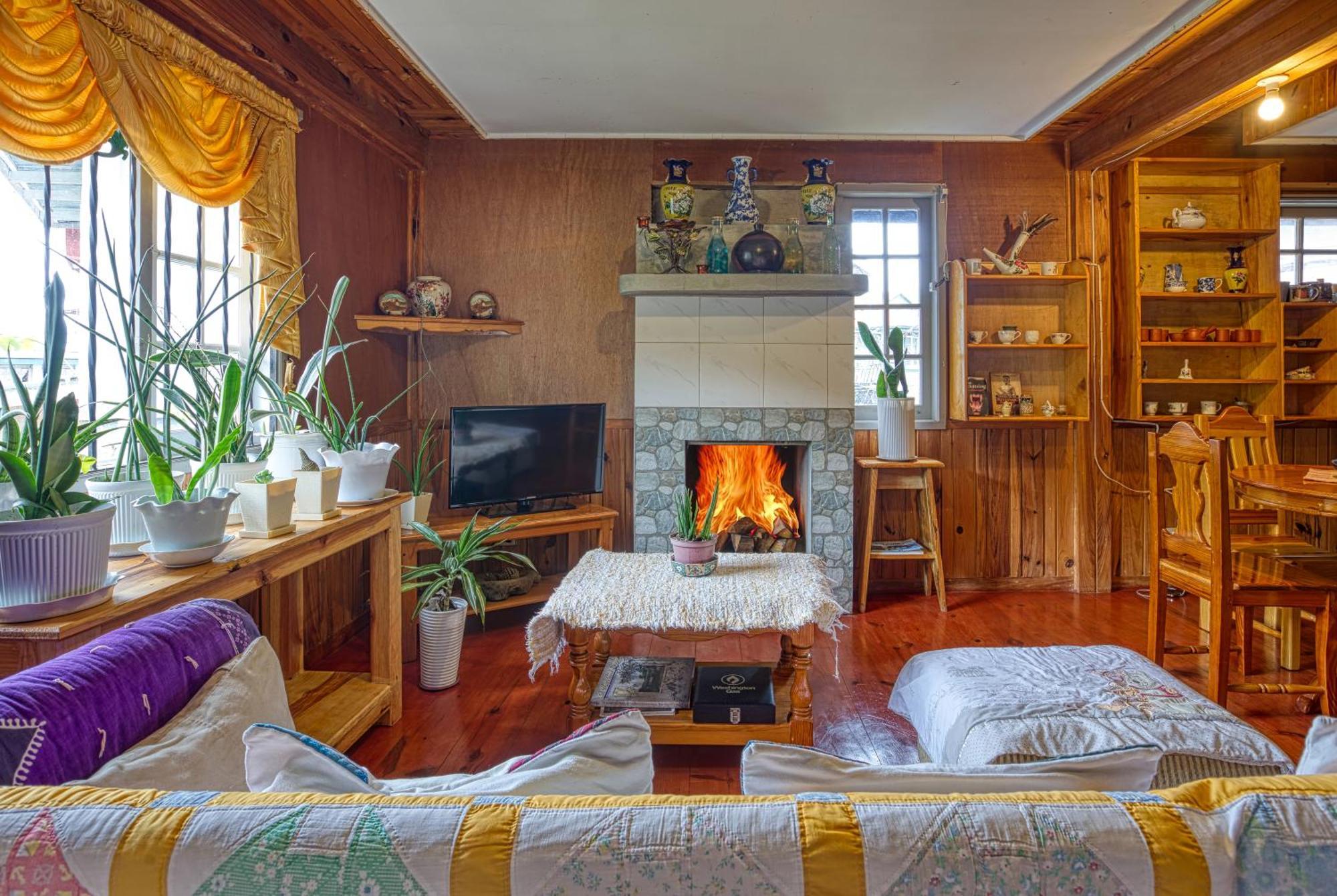 Gina'S Homes Сагада Экстерьер фото