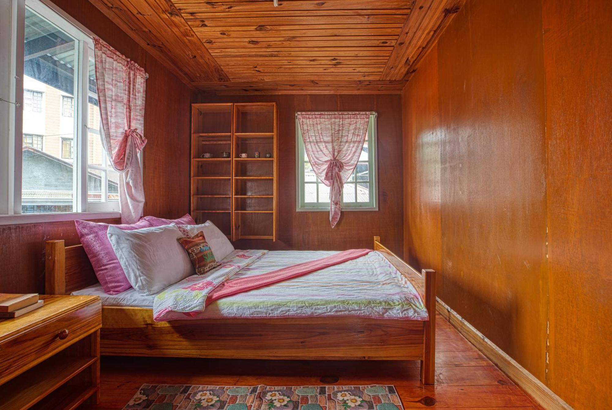 Gina'S Homes Сагада Экстерьер фото